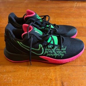 Nike Kyrie Flytrap II EP (AO4438-005) Men’s basketball kicks